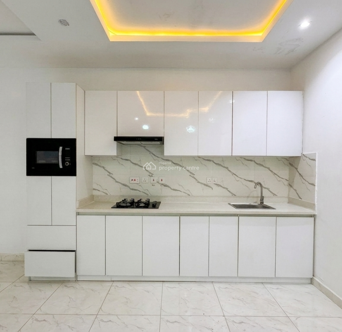 Brand New 2 Bedroom Penthouse at Lekki Phase 1, Close to Renee Supermarket, Lekki Phase 1, Lekki, Lagos, Flat / Apartment for Rent