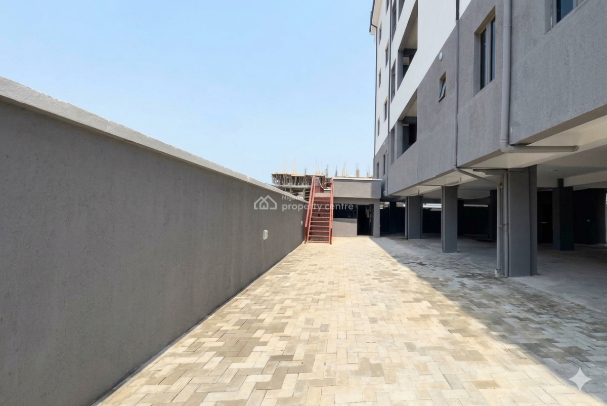 Brand New 2 Bedroom Penthouse at Lekki Phase 1, Close to Renee Supermarket, Lekki Phase 1, Lekki, Lagos, Flat / Apartment for Rent