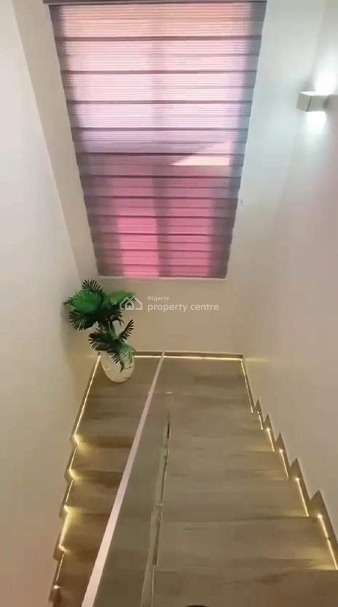 Fully Furnished 3bedroom Penthouse, Cardogan Estate Osapa, Lekki, Lagos, Flat / Apartment for Sale