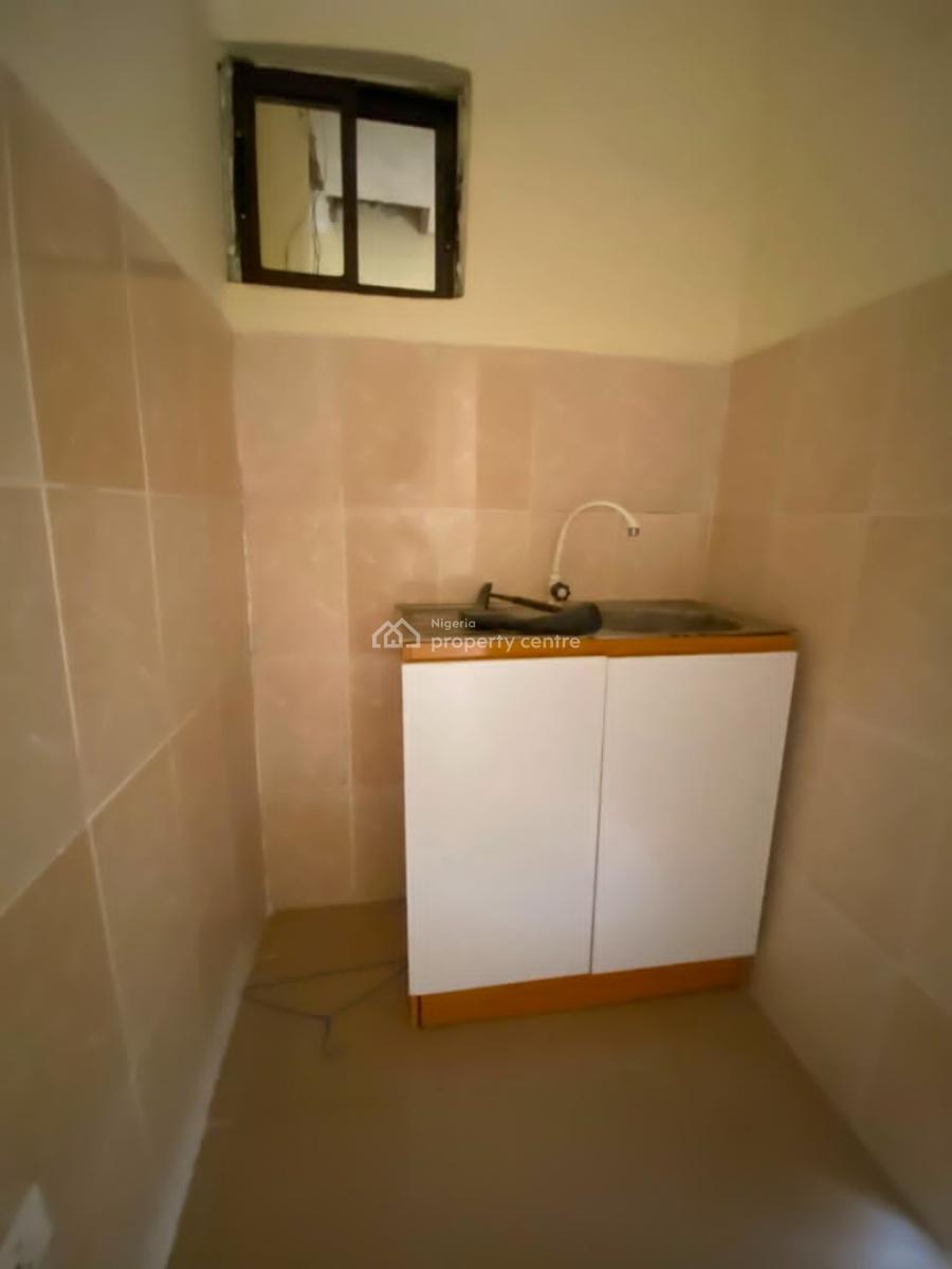 Self Contain, Lekki Phase 1, Lekki, Lagos, Self Contain (single Rooms) for Rent