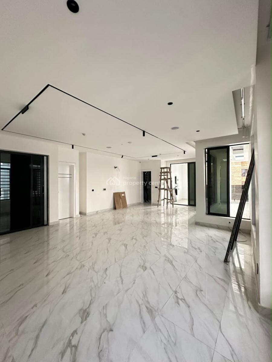 Breathtaking 4bedroom Luxurious Penthouse, Lekki Phase 1, Lekki, Lagos, Flat / Apartment for Sale