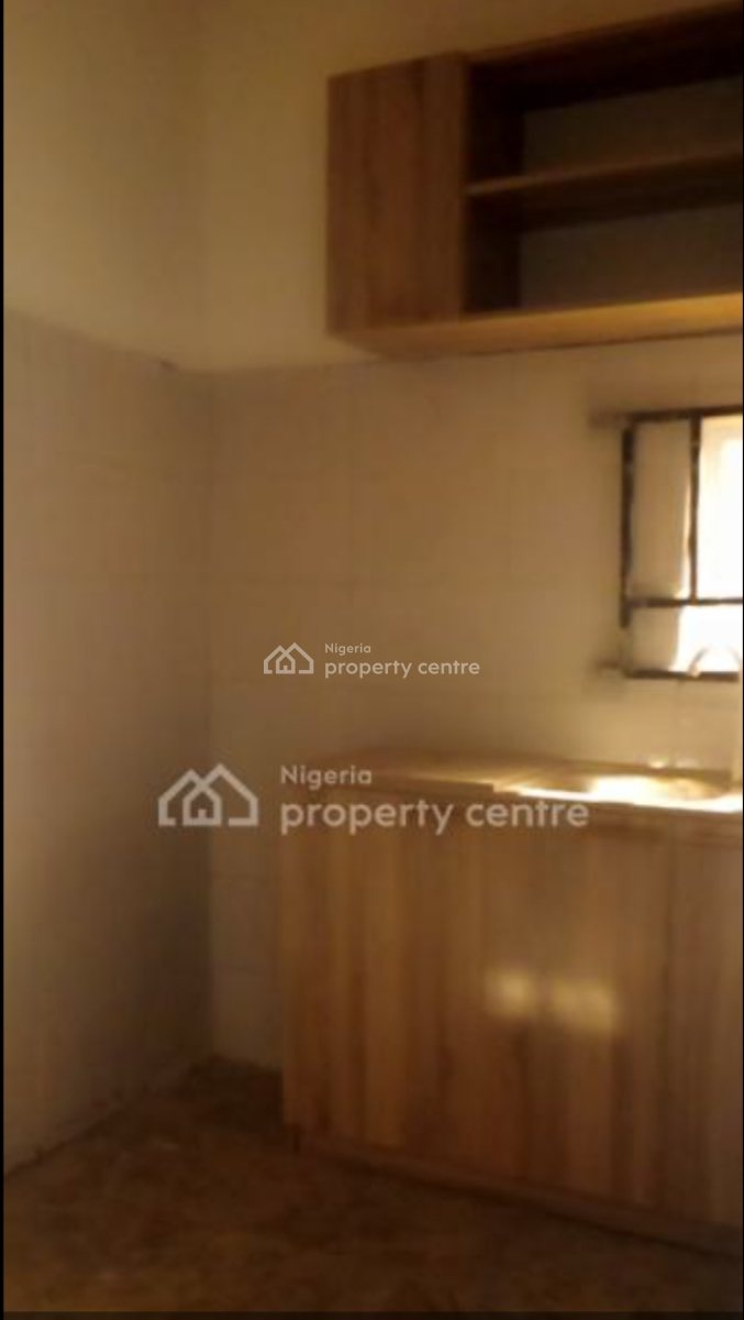 a Very Nice 1 Bedroom Block of Flats in a Well Organised Environment., Sunnyvale Estate, Dakwo, Abuja, Mini Flat (room and Parlour) for Rent