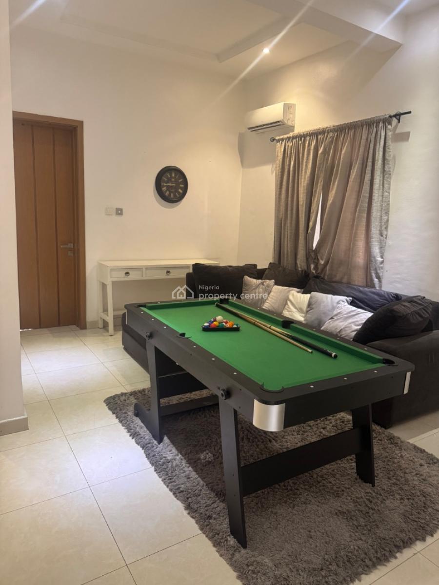 Luxury 2 Bedroom Duplex with Ps5 and Snooker, Babatunde Anjous, Lekki, Lagos, Terraced Duplex Short Let