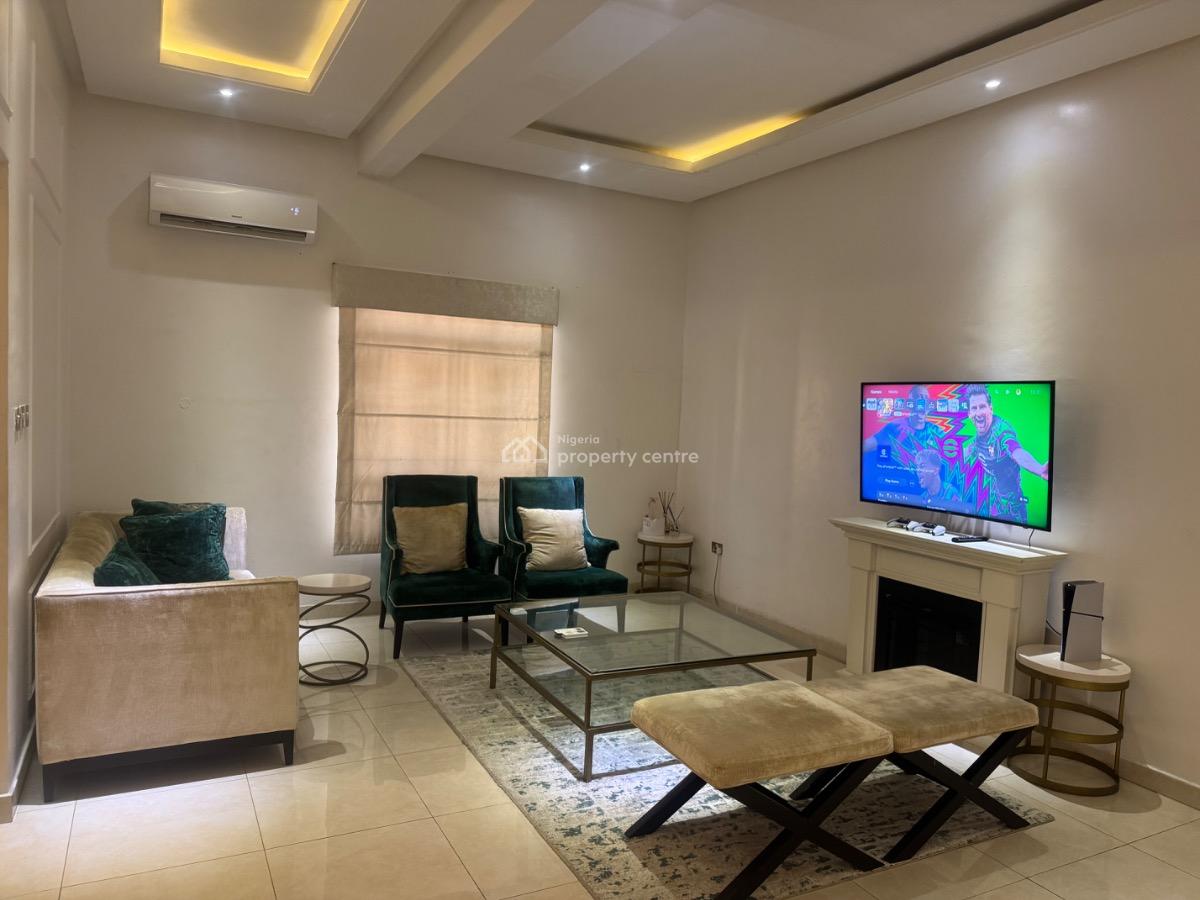Luxury 2 Bedroom Duplex with Ps5 and Snooker, Babatunde Anjous, Lekki, Lagos, Terraced Duplex Short Let