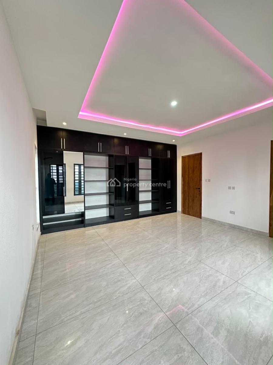 Luxurious 3 Bedroom Apartment with Spacious Bq & Elevator, Perfect for Shortlet, Annual Rental Investment Or Personal Residence, Ikate, Lekki, Lagos, Flat / Apartment for Sale
