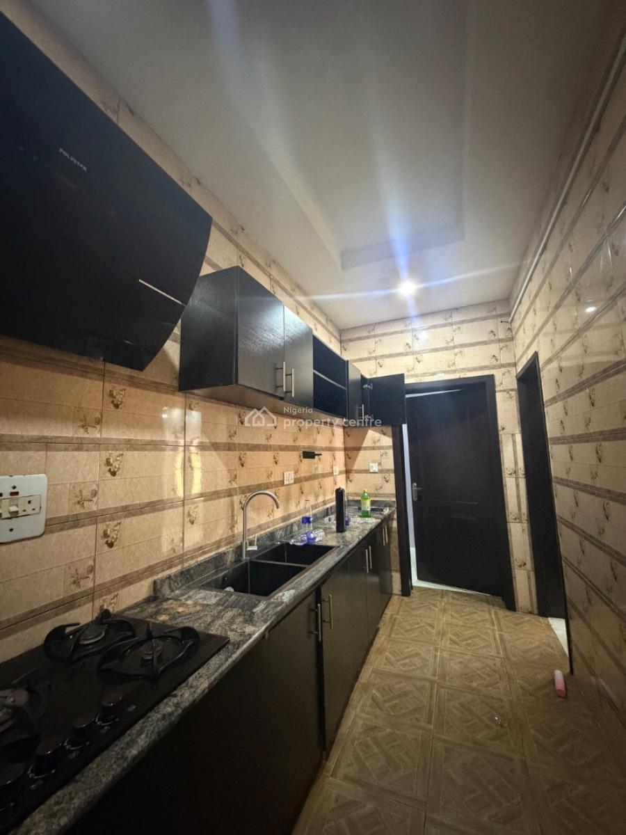 Well Built 2bedroom Apartment, Osapa, Lekki, Lagos, Flat / Apartment for Rent