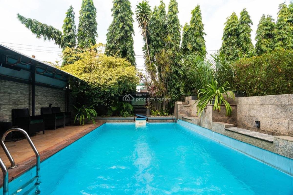 Three Bedroom Apartment, Lekki Phase 1, Lekki, Lagos, House Short Let