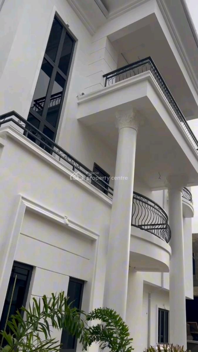 5 Bedrooms Detached Duplex with a Maid Room, Guzape District, Abuja, Detached Duplex for Sale