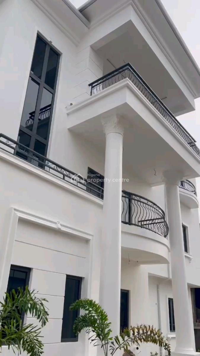 5 Bedrooms Detached Duplex with a Maid Room, Guzape District, Abuja, Detached Duplex for Sale