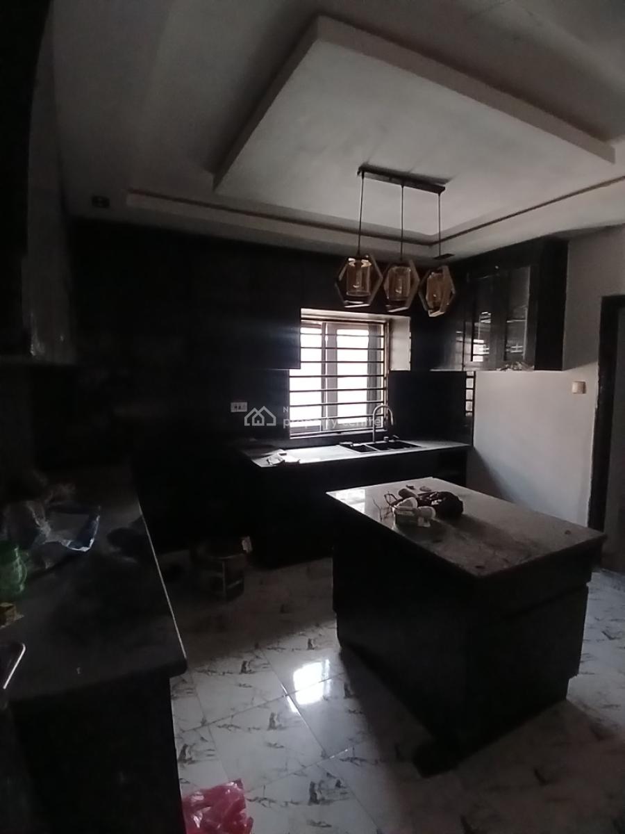 5 Bedroom Duplex, New Bodija, Ibadan, Oyo, Semi-detached Duplex for Rent
