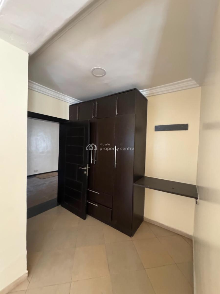 4 Units of 3-bedroom Apartments, Lekki Phase 1, Lekki, Lagos, Flat / Apartment for Rent