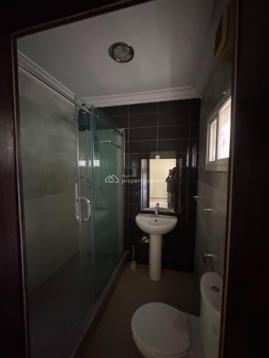 4 Units of 3-bedroom Apartments, Lekki Phase 1, Lekki, Lagos, Flat / Apartment for Rent