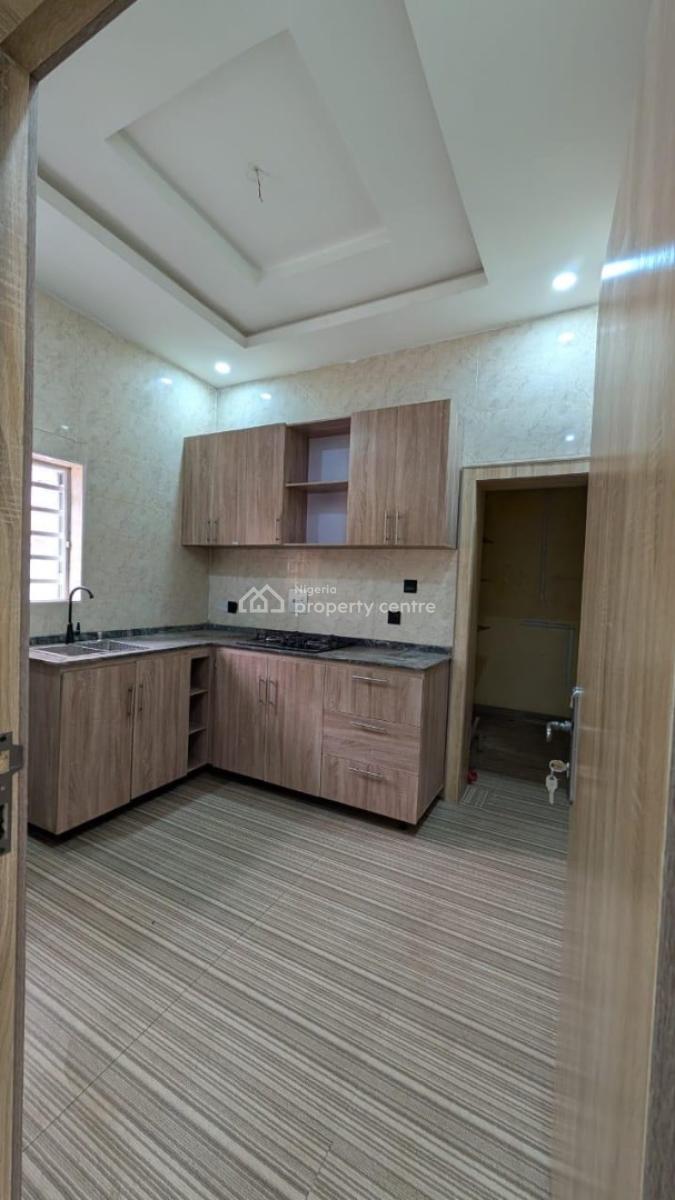 Contemporary 3-bedroom Detached Bungalow, Bashorun Housing Estate (bera), Airforce., Akobo, Ibadan, Oyo, Detached Bungalow for Sale