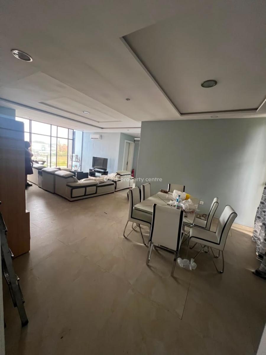 Fully Serviced & Semi-furnished 3 Bedroom, Lekki Phase 1, Lekki, Lagos, Flat / Apartment for Rent