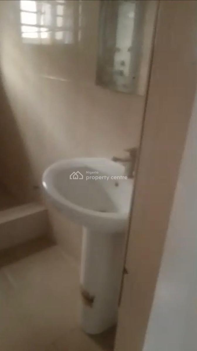 Spacious Self Contain in a Very Good Location, Lekki Phase 1, Lekki, Lagos, Self Contain (single Rooms) for Rent