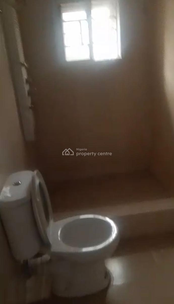 Spacious Self Contain in a Very Good Location, Lekki Phase 1, Lekki, Lagos, Self Contain (single Rooms) for Rent