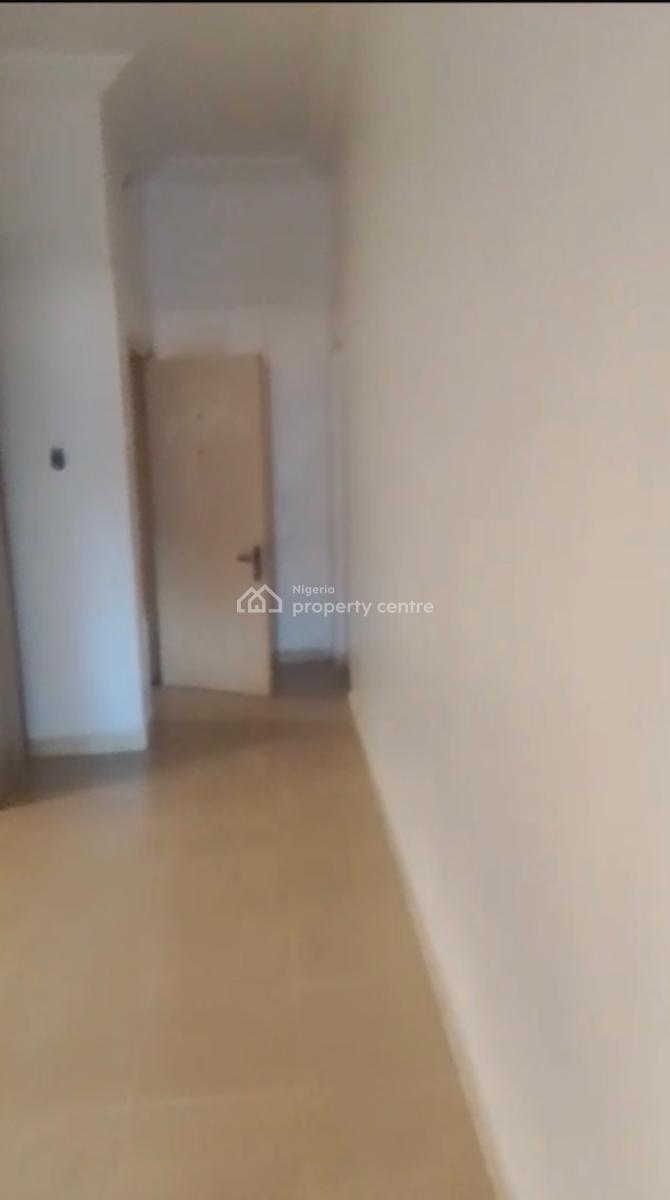 Spacious Self Contain in a Very Good Location, Lekki Phase 1, Lekki, Lagos, Self Contain (single Rooms) for Rent
