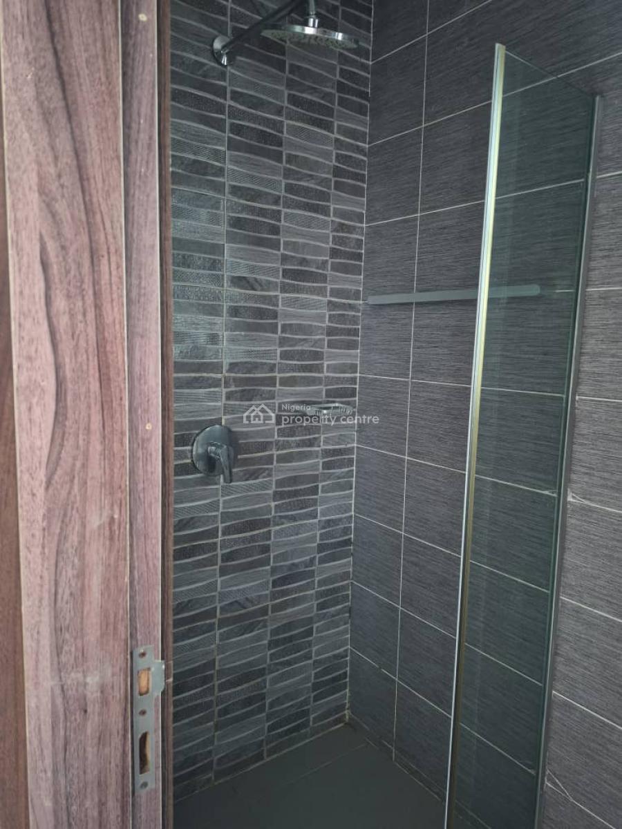 Luxury 2bedroom Apartment, Perinwinkle, Lekki Phase 1, Lekki, Lagos, Flat / Apartment for Rent