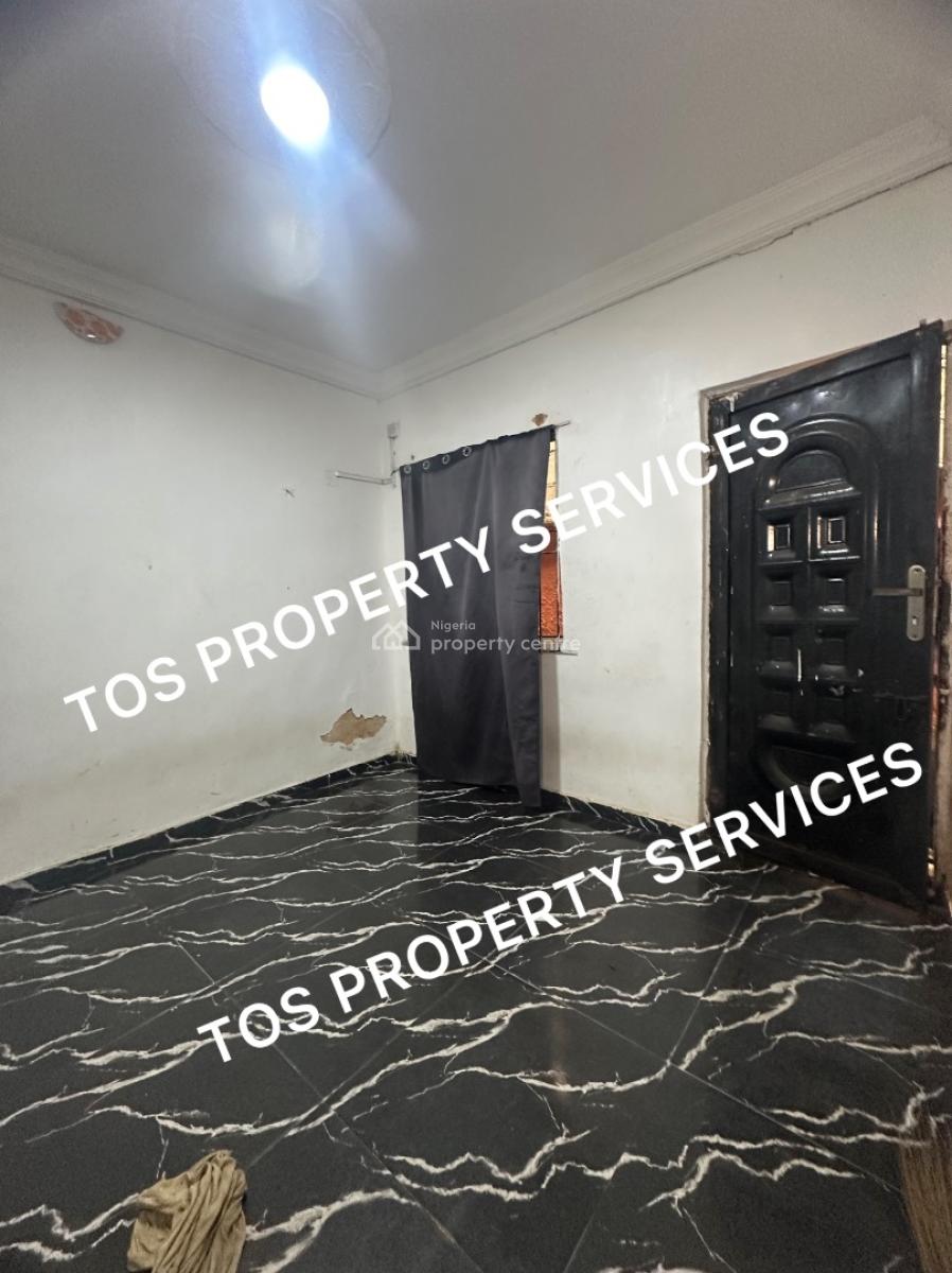 Miniflat + 2 Toilets, Alagomeji, Sabo, Yaba, Lagos, Mini Flat (room and Parlour) for Rent