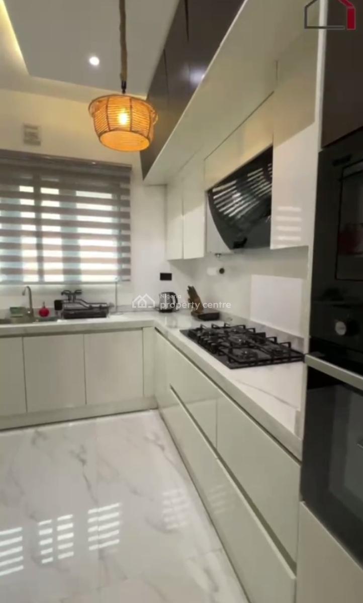 Fully Furnished 2 Bedroom Apartment, Lekki Phase 1, Lekki, Lagos, Flat / Apartment for Rent