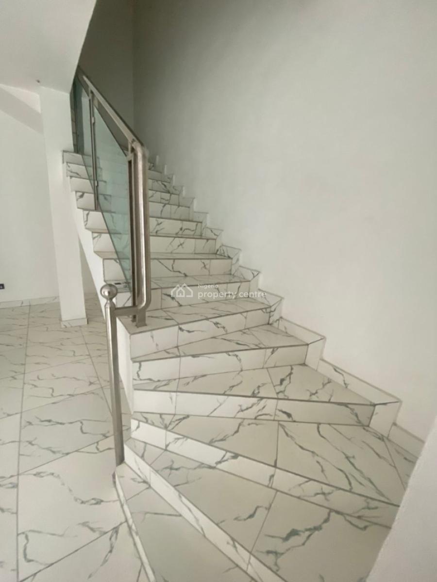 Serviced 4bedroom Semi Detached with Bq Pool Gym 24/7 Light, Ologolo, Lekki, Lagos, Semi-detached Duplex for Rent