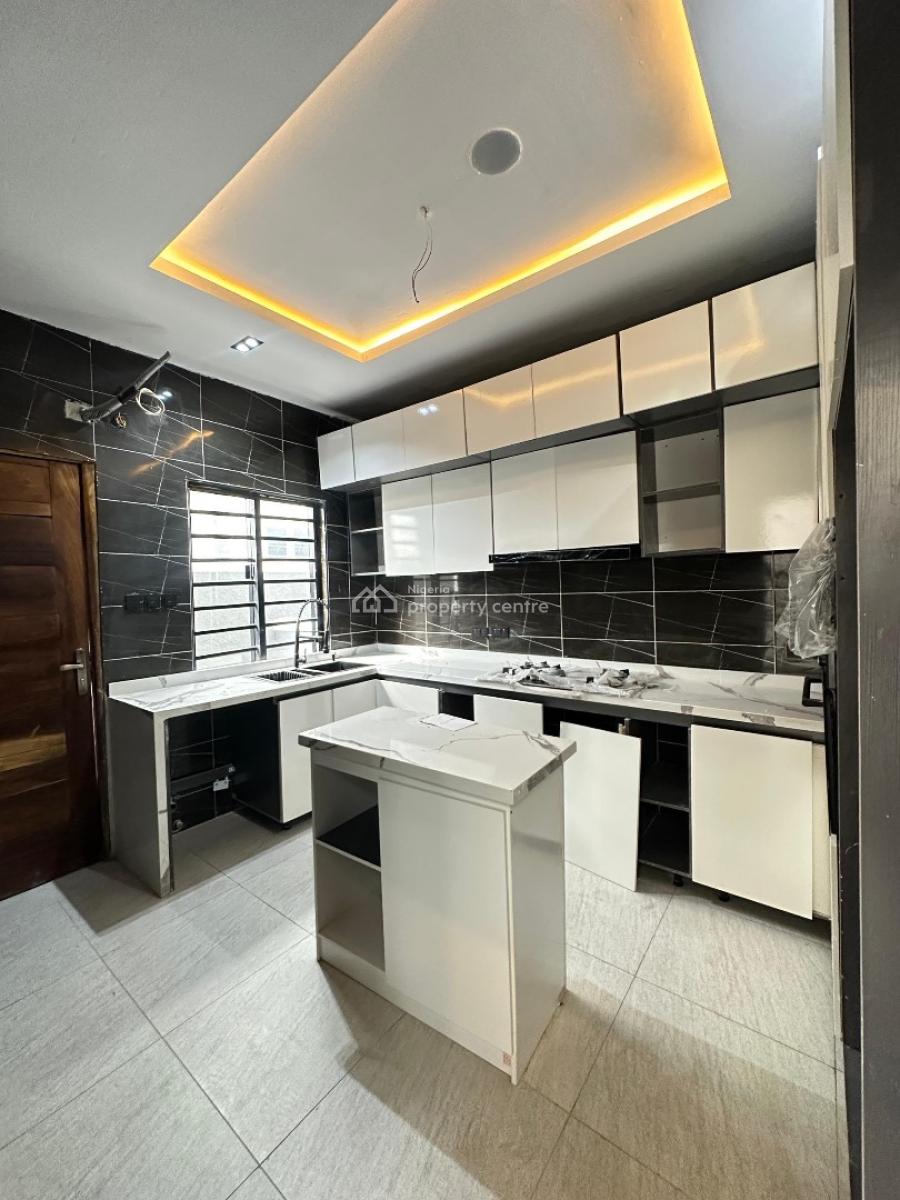 Exquisite Spacious Luxury 4 Bedroom Semi-detached Duplex with Bq, Pool, Orchid, Lekki, Lagos, Semi-detached Duplex for Sale