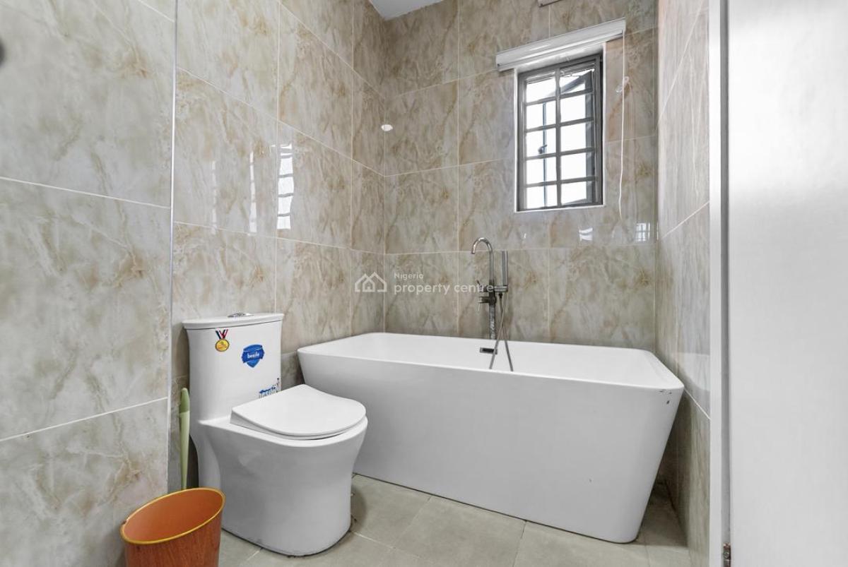 2, Lekki Phase 1, Lekki, Lagos, Flat / Apartment for Rent