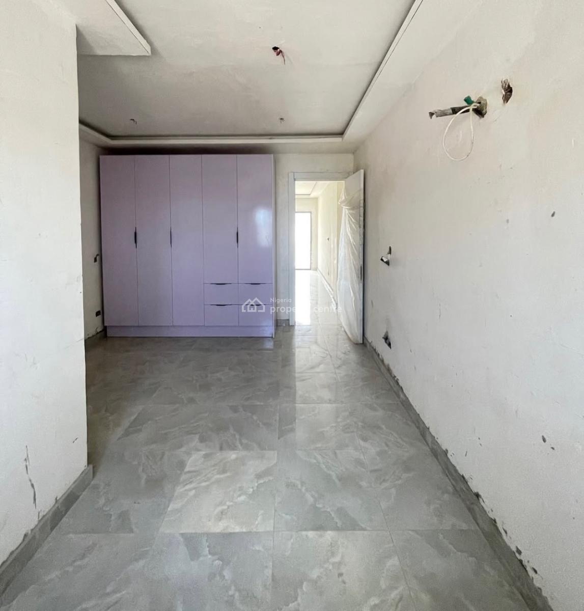 Lovely 2 Bedroom Apartment with Bq, Lekki Phase 1, Lekki Phase 1, Lekki, Lagos, Block of Flats for Sale