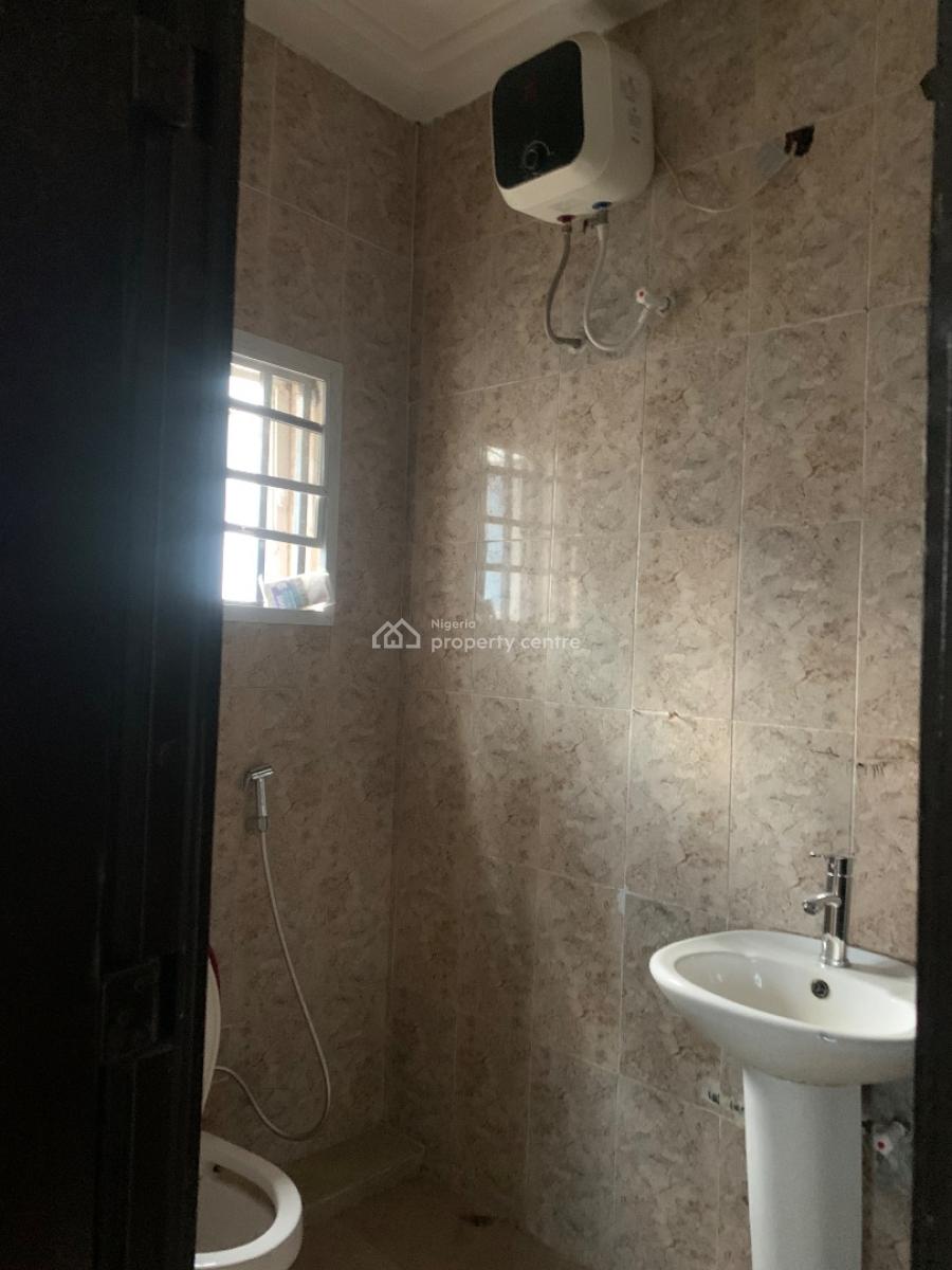 Studio Self Contain Apartment in an Estate, Ologolo, Lekki, Lagos, Self Contain (single Rooms) for Rent