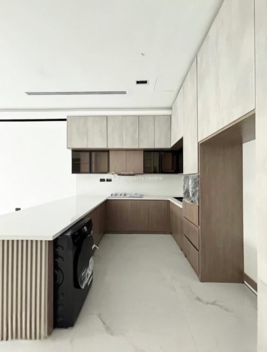 Luxury 2 Bedroom Apartment with Swimming Pool, Freedomway Lekki Phase 1, Lekki, Lagos, Flat / Apartment for Rent