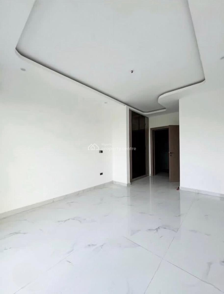 Luxury 2 Bedroom Apartment with Swimming Pool, Freedomway Lekki Phase 1, Lekki, Lagos, Flat / Apartment for Rent