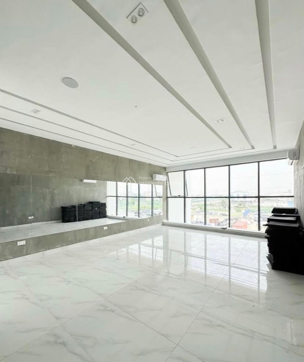 Luxurious 2 Bedroom Serviced Apartment with Swimming Pool, Lekki Right, Lekki, Lagos, Flat / Apartment for Rent
