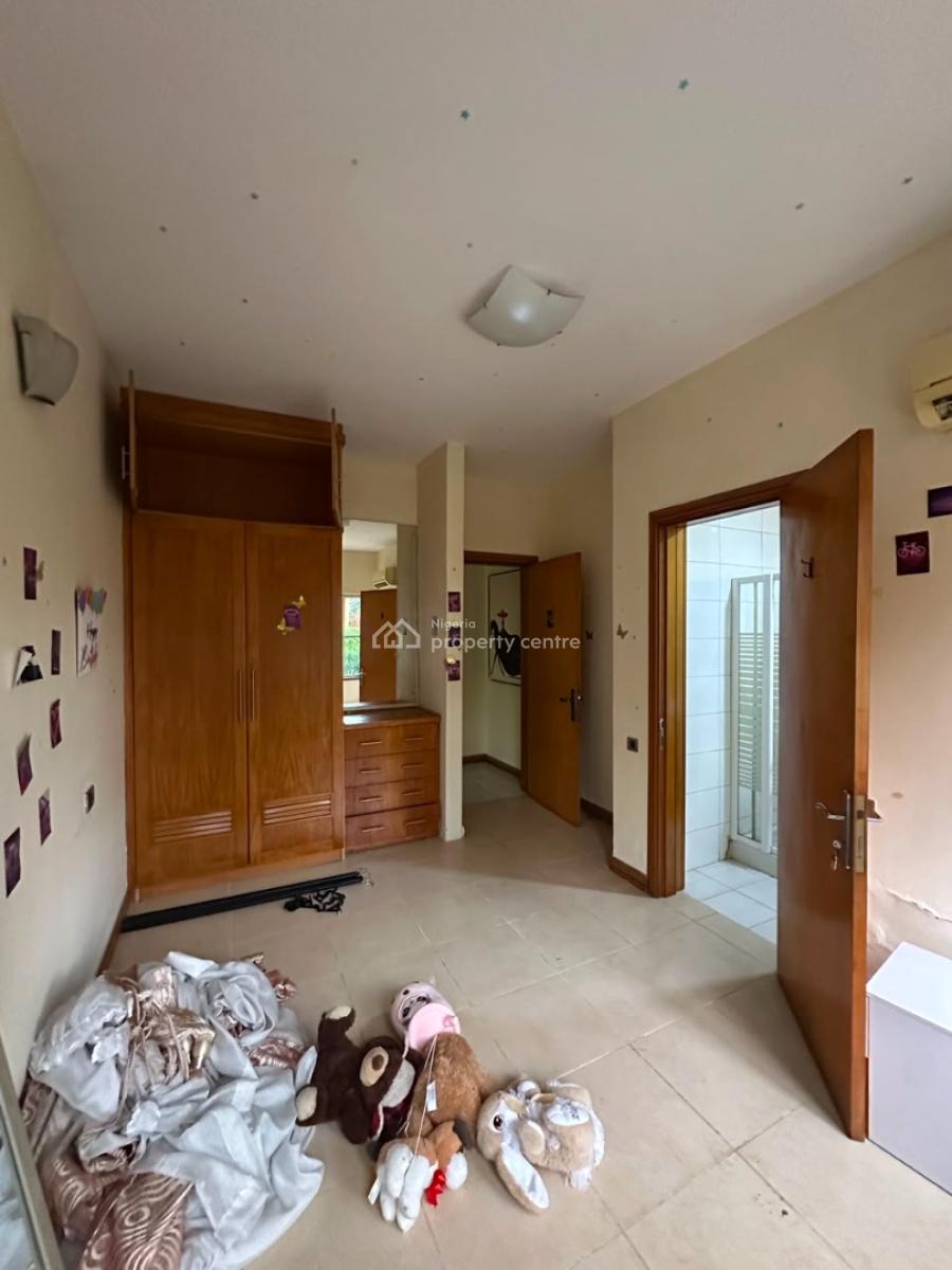 Luxury Finished & Serviced 3 Bedroom Apartment, Gerard Road, Ikoyi, Lagos, Flat / Apartment for Rent