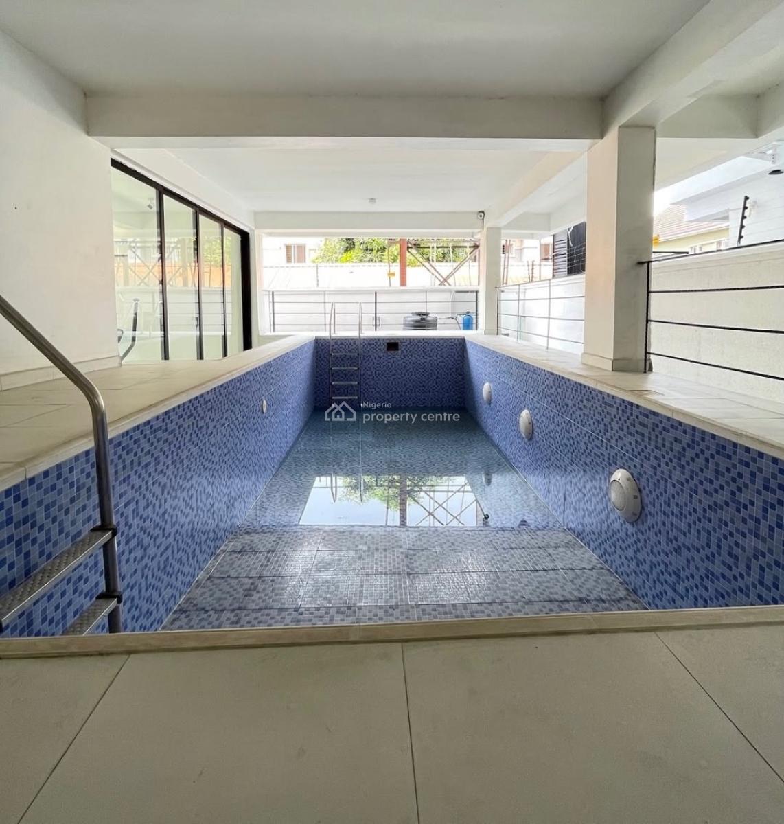 Lovely 3 Bedroom Apartment with Bq, Lekki Phase 1, Lekki Phase 1, Lekki, Lagos, Block of Flats for Sale