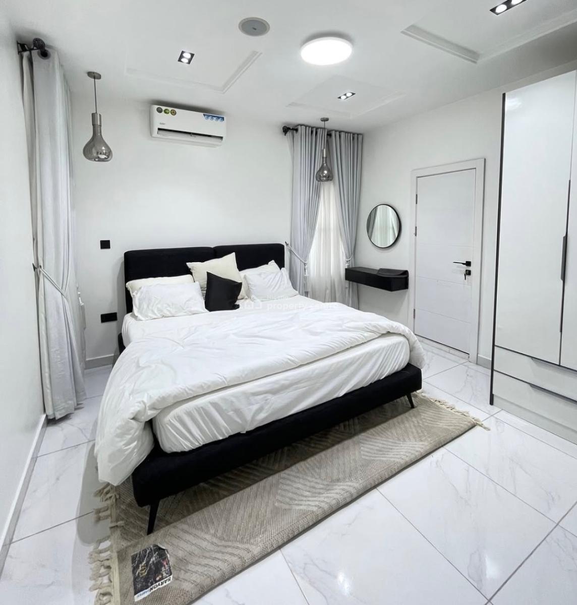 Lovely 3 Bedroom Apartment with Bq, Lekki Phase 1, Lekki Phase 1, Lekki, Lagos, Block of Flats for Sale