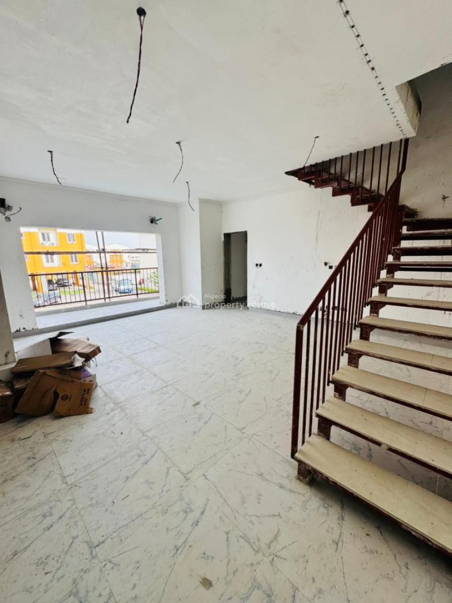Standard 3 Bedroom Maisonnette with Bq, Yaba, Lagos, Terraced Duplex for Sale