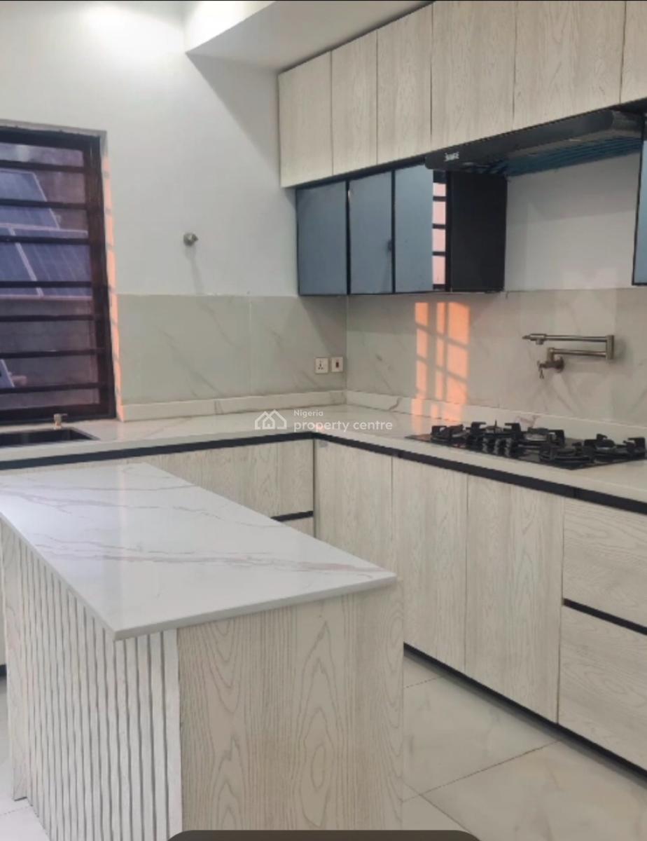 4 Bedroom with a Bqswimming Pool  Gym Lift  Parking Space for 2 Cars 2, Ikeja Gra, Ikeja, Lagos, Flat / Apartment for Sale