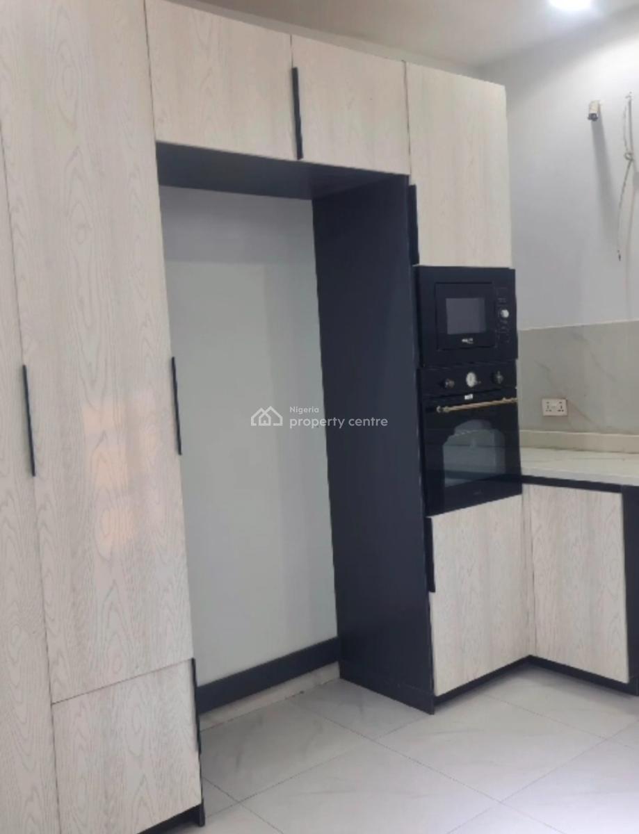 4 Bedroom with a Bqswimming Pool  Gym Lift  Parking Space for 2 Cars 2, Ikeja Gra, Ikeja, Lagos, Flat / Apartment for Sale