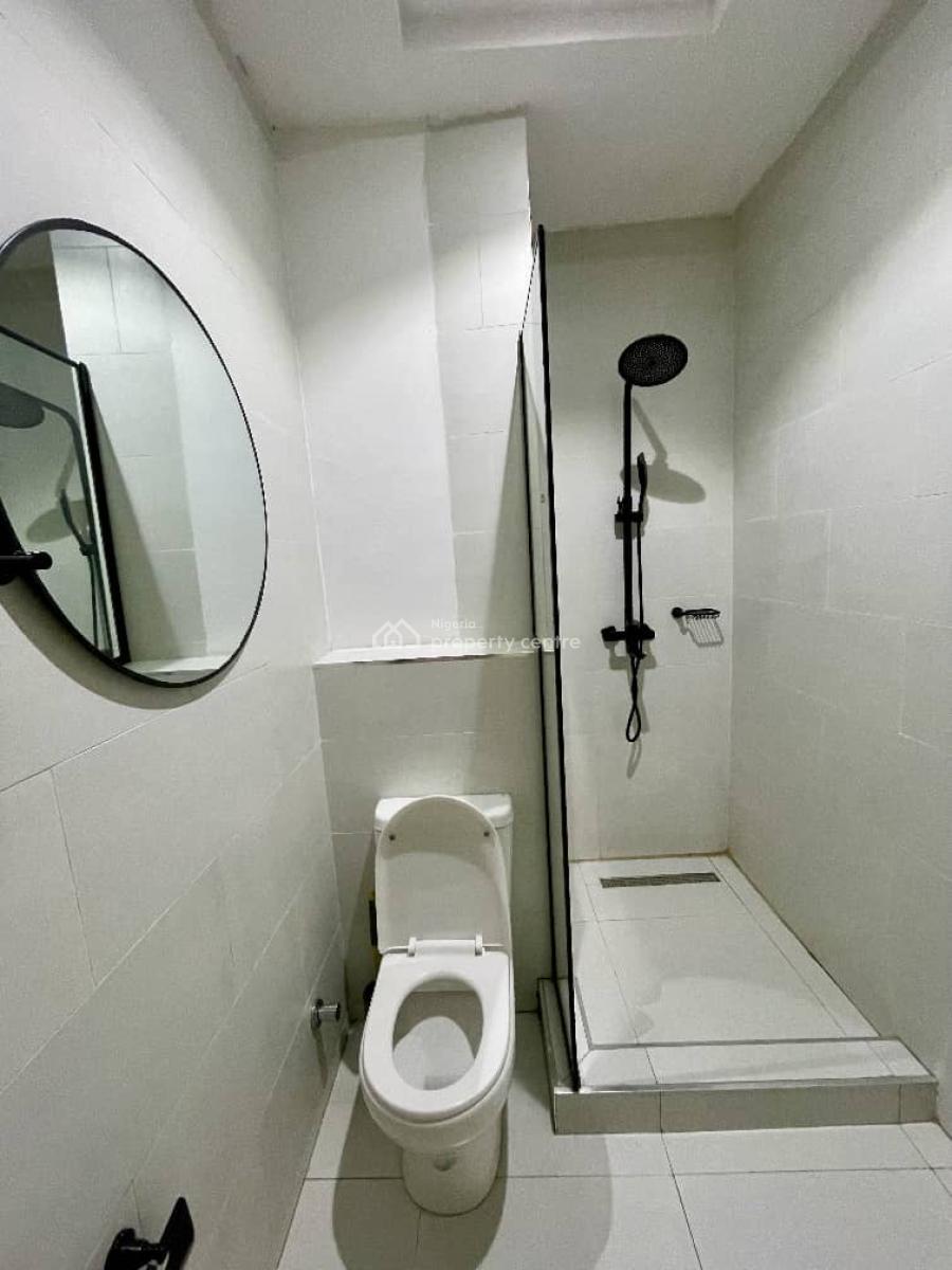 Cozy 3 Bedroom Apartment with Swimming Pool, Perez Drive, Lekki Phase 1, Lekki, Lagos, Flat / Apartment Short Let