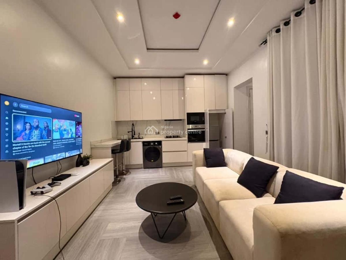 One Bedroom Apartment with Ps5, Tunbridge Wells Residence, African Lane, Lekki Phase 1, Lekki, Lagos, Flat / Apartment Short Let