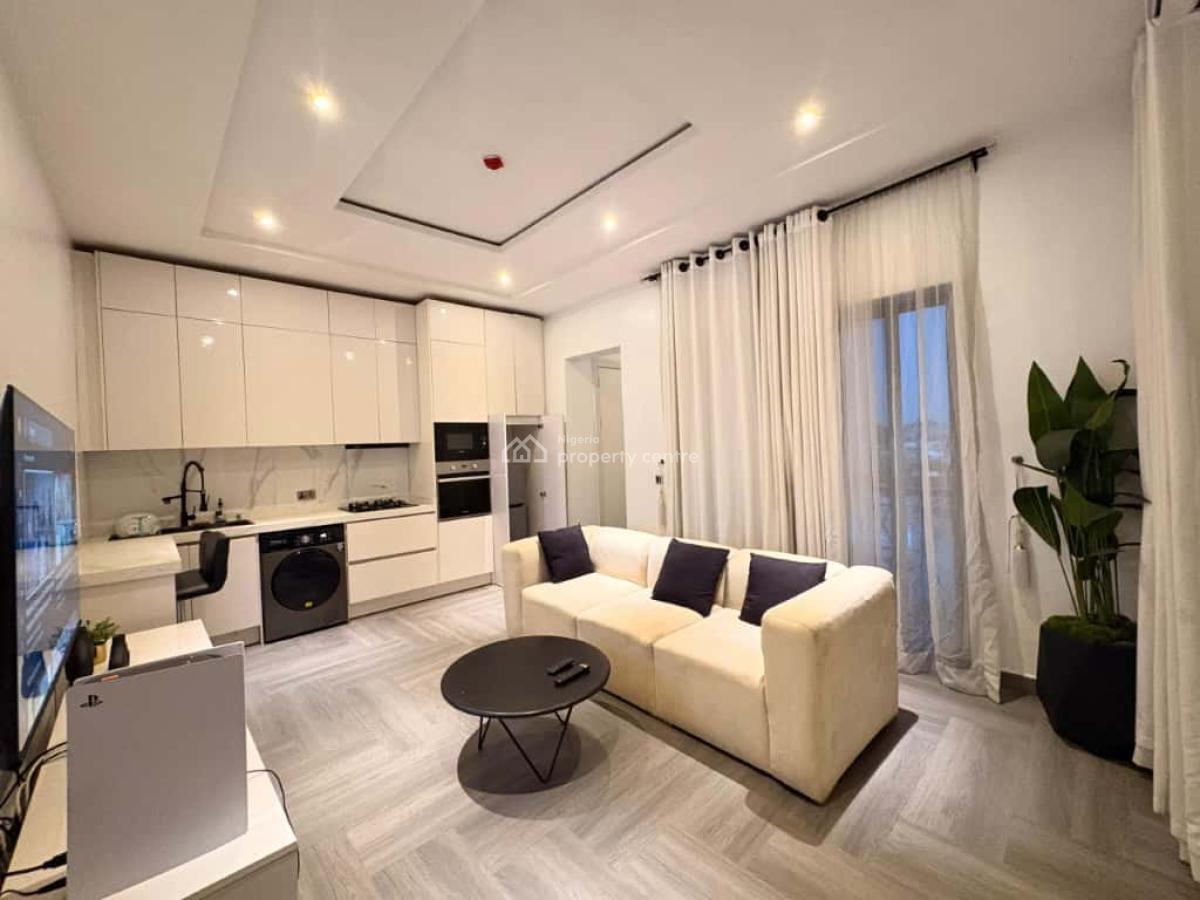 One Bedroom Apartment with Ps5, Tunbridge Wells Residence, African Lane, Lekki Phase 1, Lekki, Lagos, Flat / Apartment Short Let