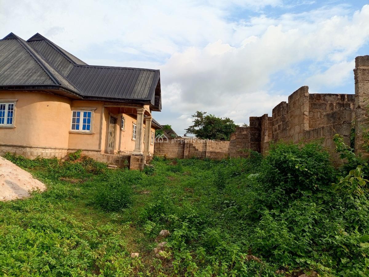 2 Units of 4 Bedrooms Bungalow 95% Completed and 3 Flats of 2bedroom E, Location Amagba Gra Benin City Edo State. Close to The Road, Benin, Oredo, Edo, Detached Bungalow for Sale