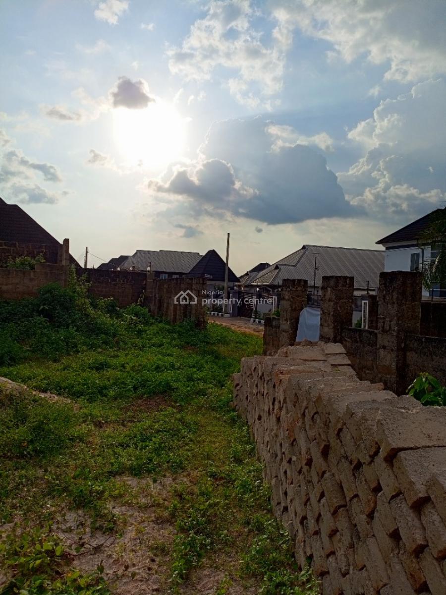 2 Units of 4 Bedrooms Bungalow 95% Completed and 3 Flats of 2bedroom E, Location Amagba Gra Benin City Edo State. Close to The Road, Benin, Oredo, Edo, Detached Bungalow for Sale