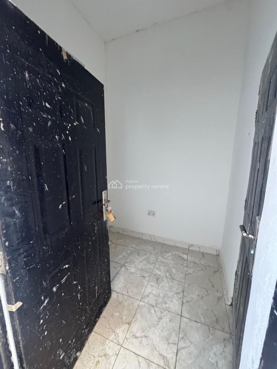 Brand New Massive  Service 4 Bedroom Duplex  Bq.  Pool Gym Playing G, Orchid Road Lekki Before Round About, Lekki, Lagos, Semi-detached Duplex for Sale