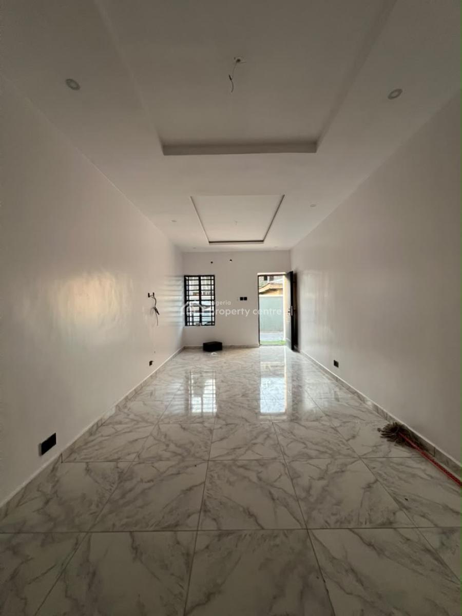 Luxury 2bedroom Apartment, Mobil Road, Ajah, Lagos, Flat / Apartment for Rent