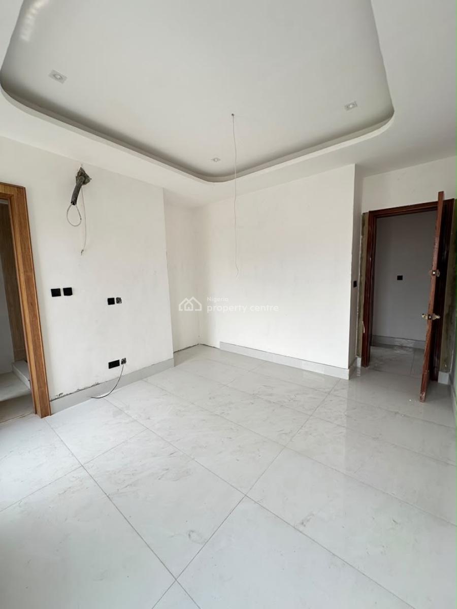Newly Built 3 Bedroom Penthouse with Bq and Laundry Room, Lekki Phase 1, Lekki, Lagos, Flat / Apartment for Sale