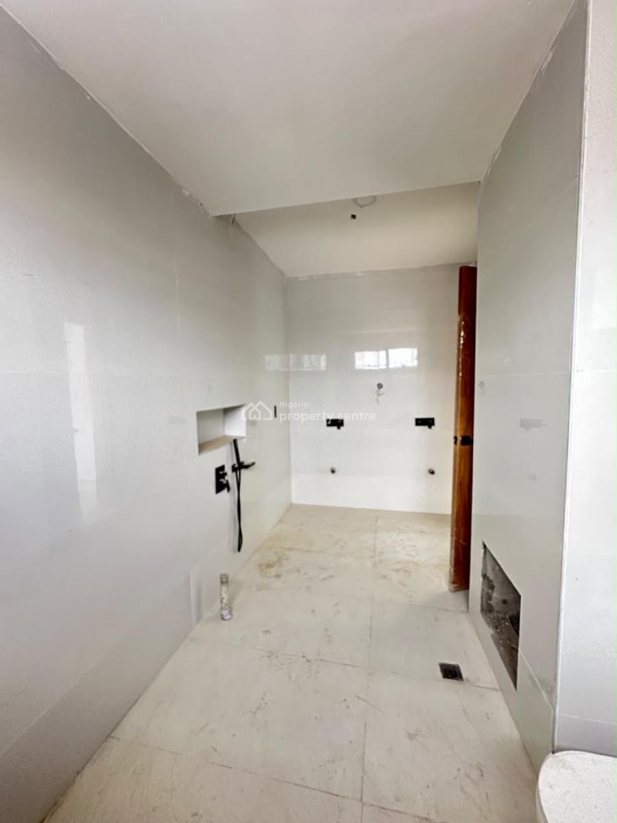 Newly Built 3 Bedroom Penthouse with Bq and Laundry Room, Lekki Phase 1, Lekki, Lagos, Flat / Apartment for Sale