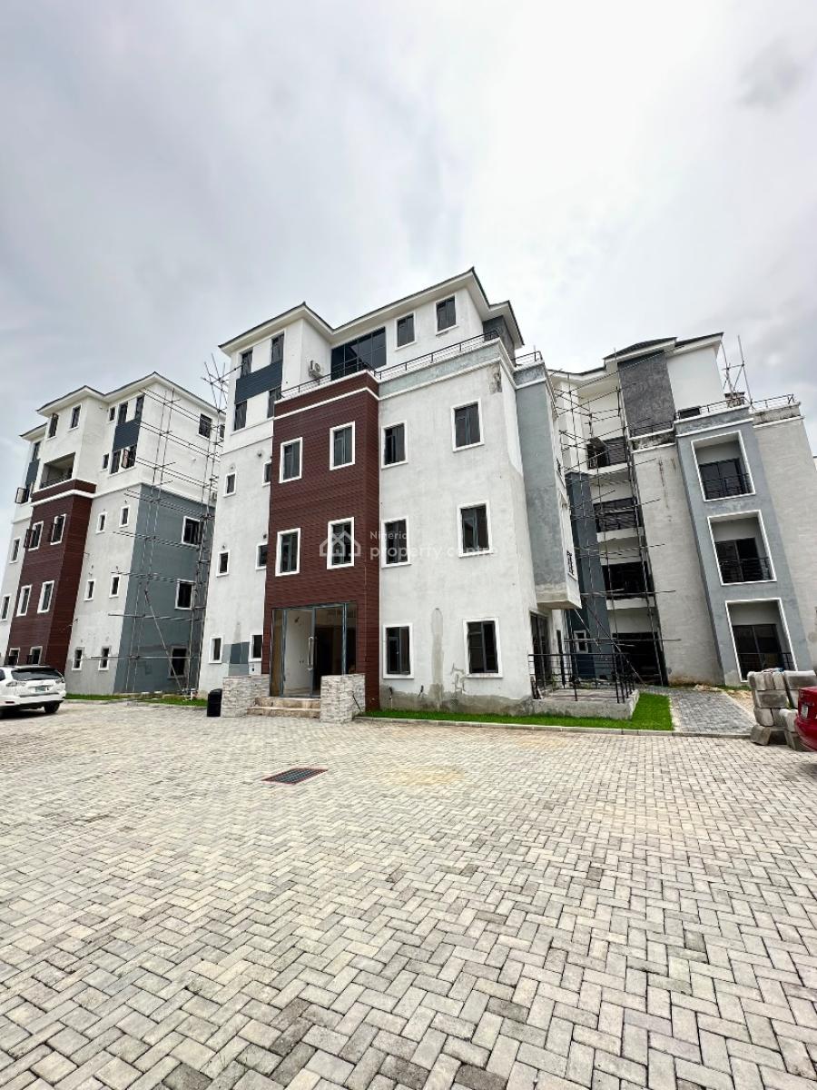 Well-built Luxury Spacious 1 Bedroom Apartment with an Elevator, Lekki Phase 1, Lekki, Lagos, Block of Flats for Sale
