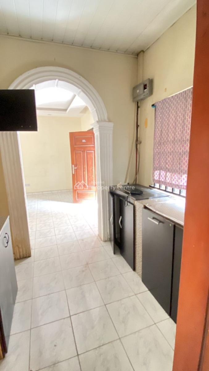 Spacious Miniflat Upstairs in a Secured Environment, Off Fola Osibo, Lekki Phase 1, Lekki, Lagos, Mini Flat (room and Parlour) for Rent