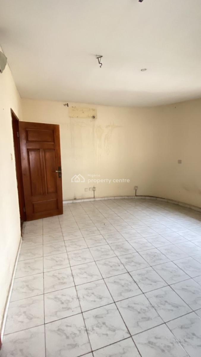 Spacious Miniflat Upstairs in a Secured Environment, Off Fola Osibo, Lekki Phase 1, Lekki, Lagos, Mini Flat (room and Parlour) for Rent